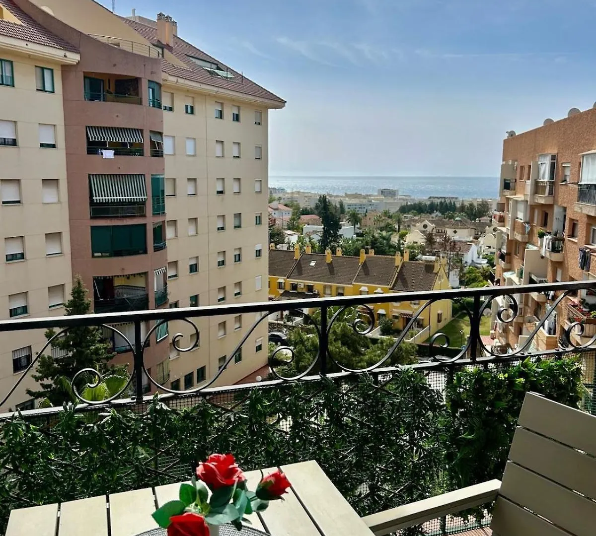 Las Palmeras - Wa Marbella Beach